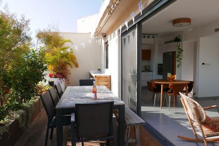Private elevator access to both floors of duplex penthouse for rent Kerem HaTeimanim