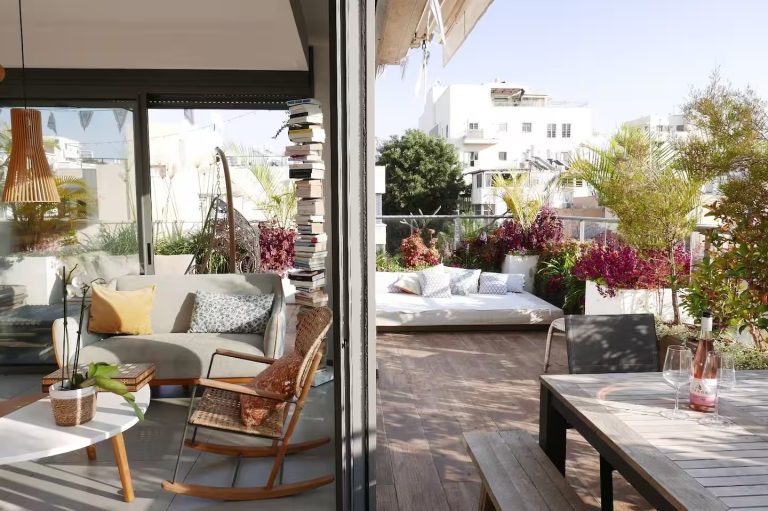 penthouse for rent in Kerem HaTeimanim Tel Aviv
