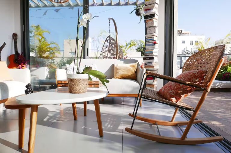 penthouse rental in Kerem HaTeimanim central Tel Aviv